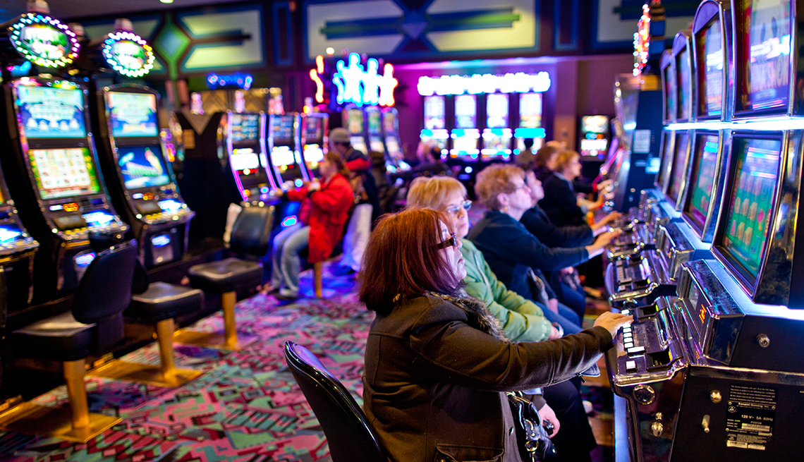 The Evolution of Slot Online Games: From Classic Machines to Modern Entertainment